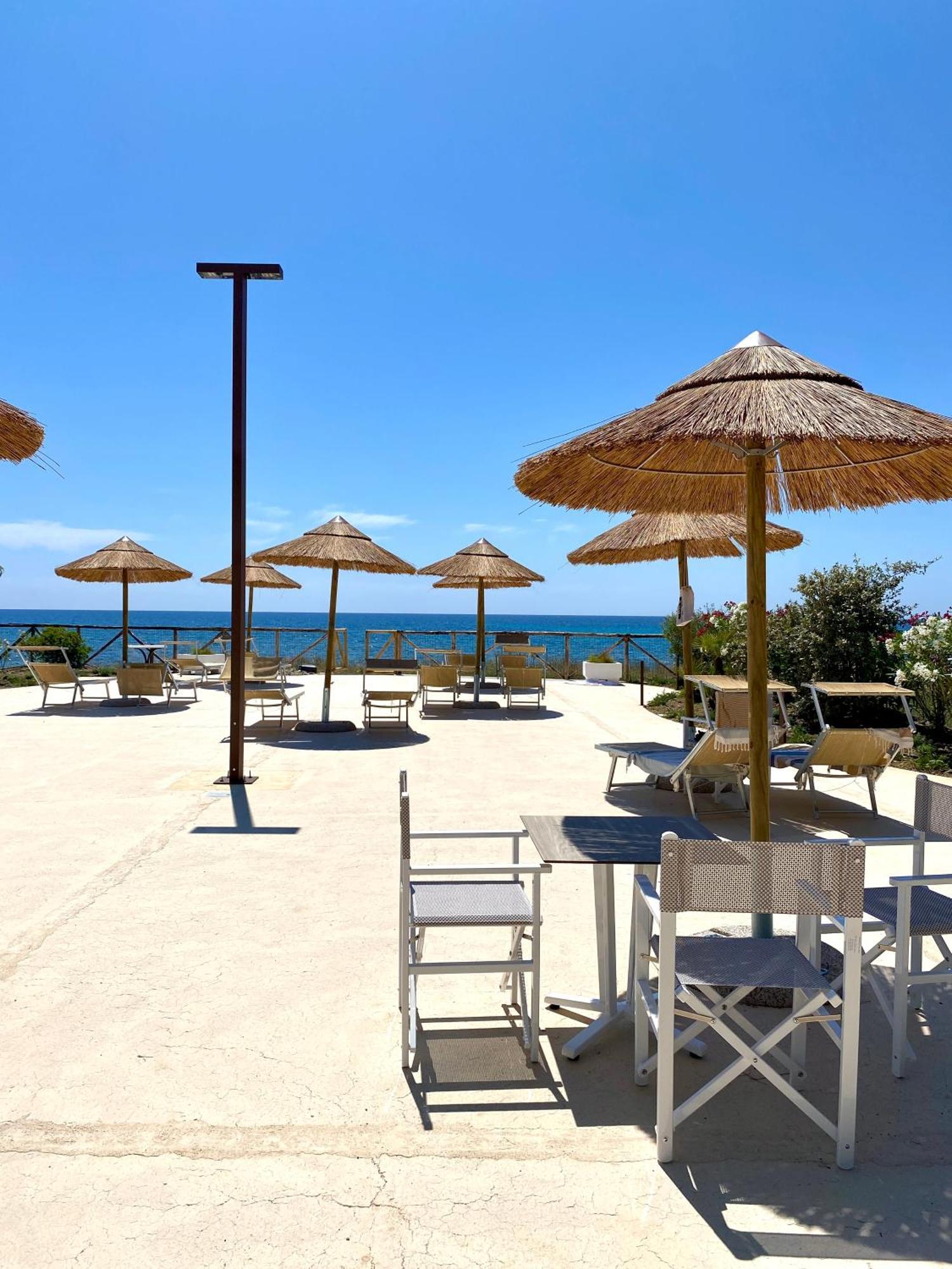 Hotel Mare Pineta Santa Margherita di Pula Esterno foto
