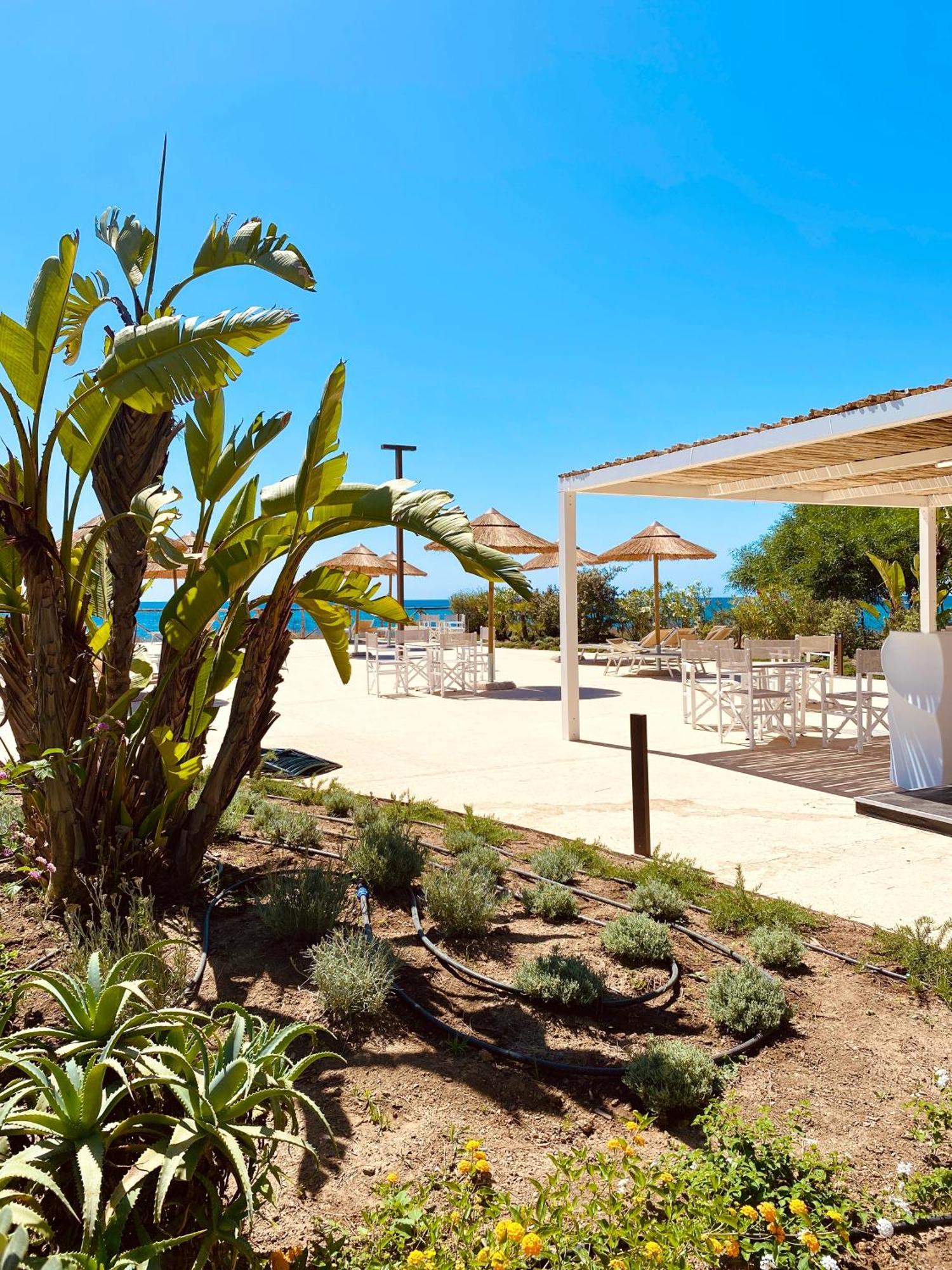 Hotel Mare Pineta Santa Margherita di Pula Esterno foto