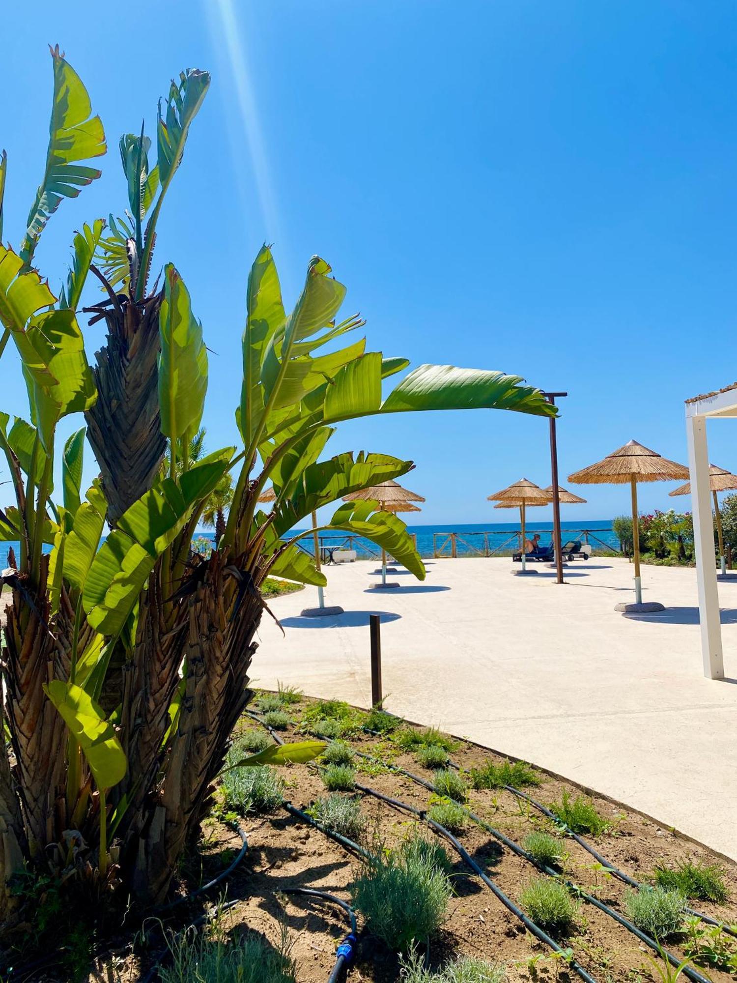 Hotel Mare Pineta Santa Margherita di Pula Esterno foto