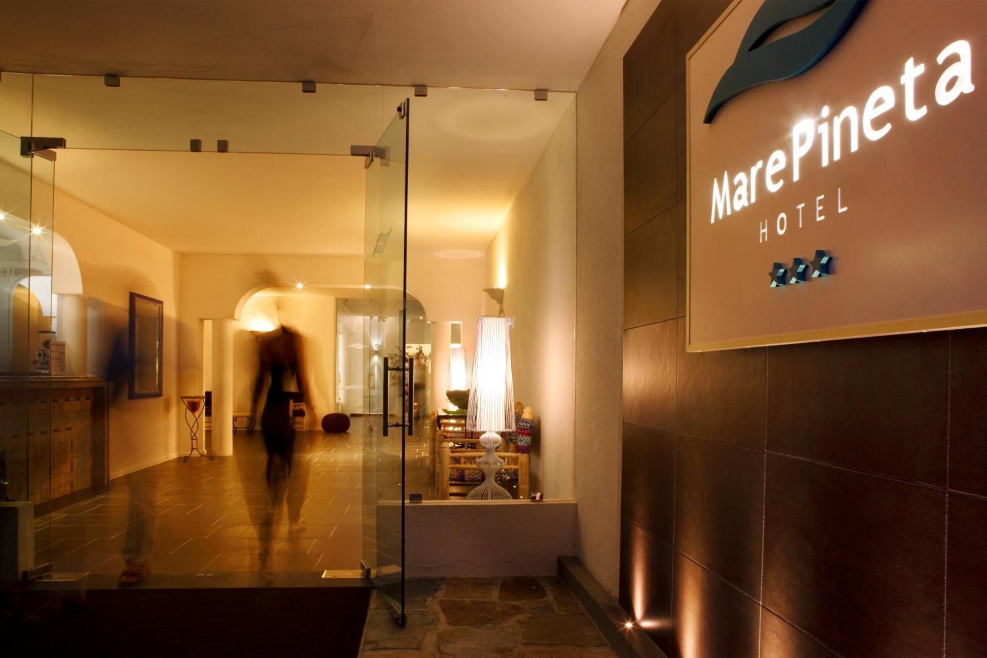 Hotel Mare Pineta Santa Margherita di Pula Esterno foto